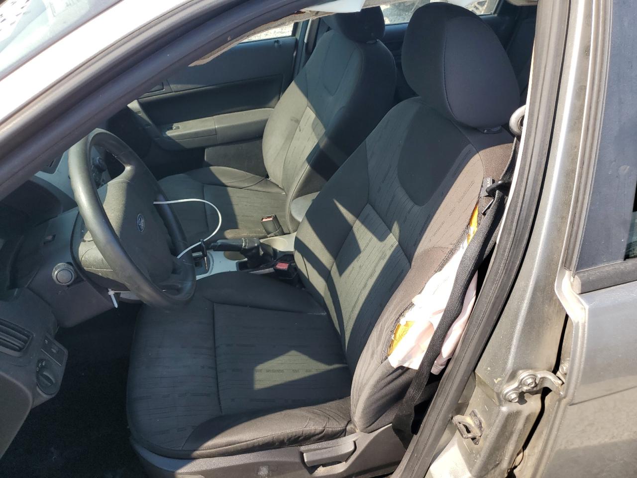 2008 Ford Focus Se VIN: 1FAHP35N48W111122 Lot: 80437905