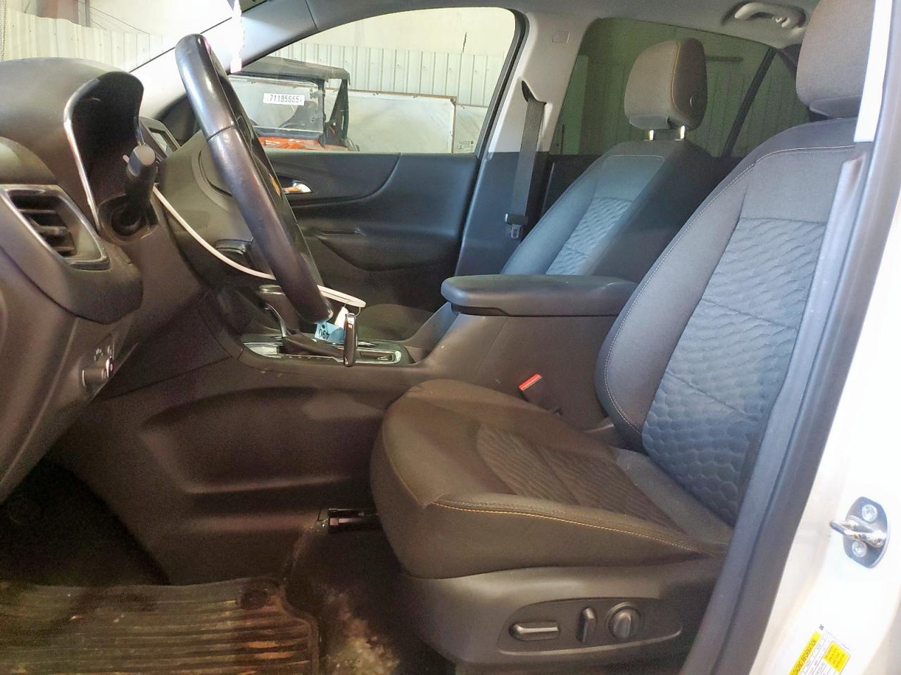 2020 Chevrolet Equinox Lt VIN: 3GNAXJEV3LS558052 Lot: 71687145