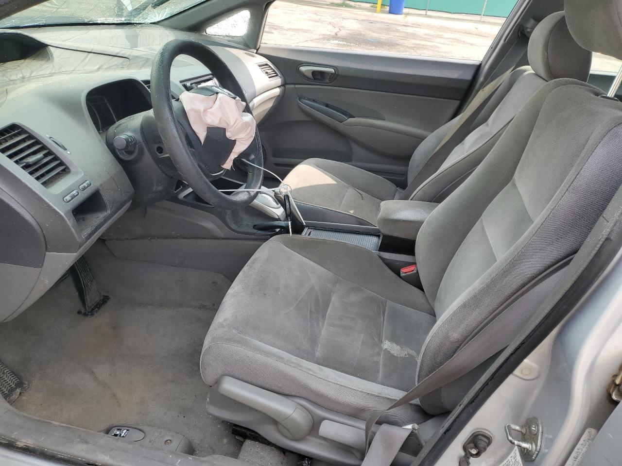 2007 Honda Civic Lx VIN: 1HGFA165X7L137487 Lot: 71702435