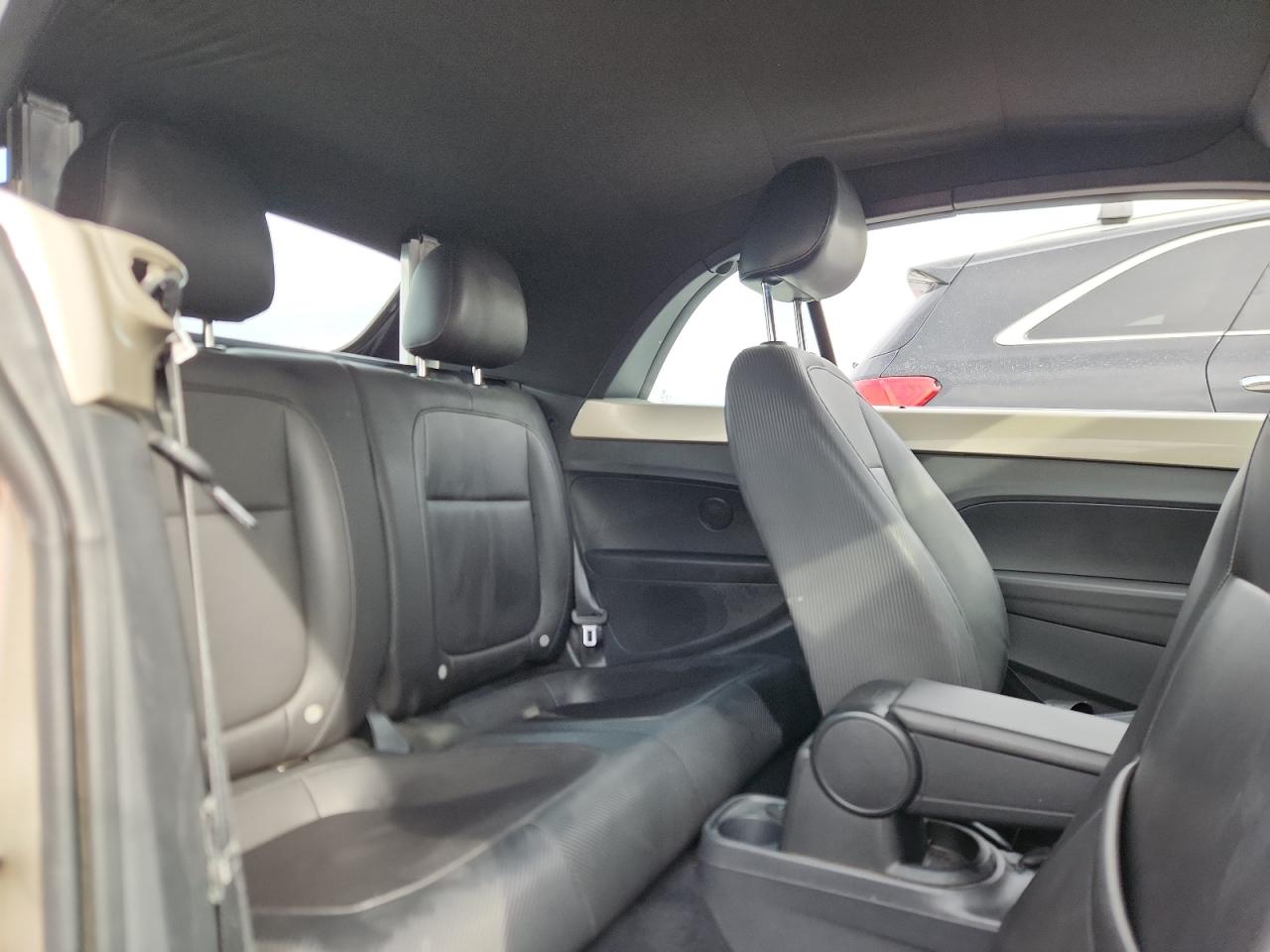 2014 Volkswagen Beetle VIN: 3VW517AT6EM820976 Lot: 80861545