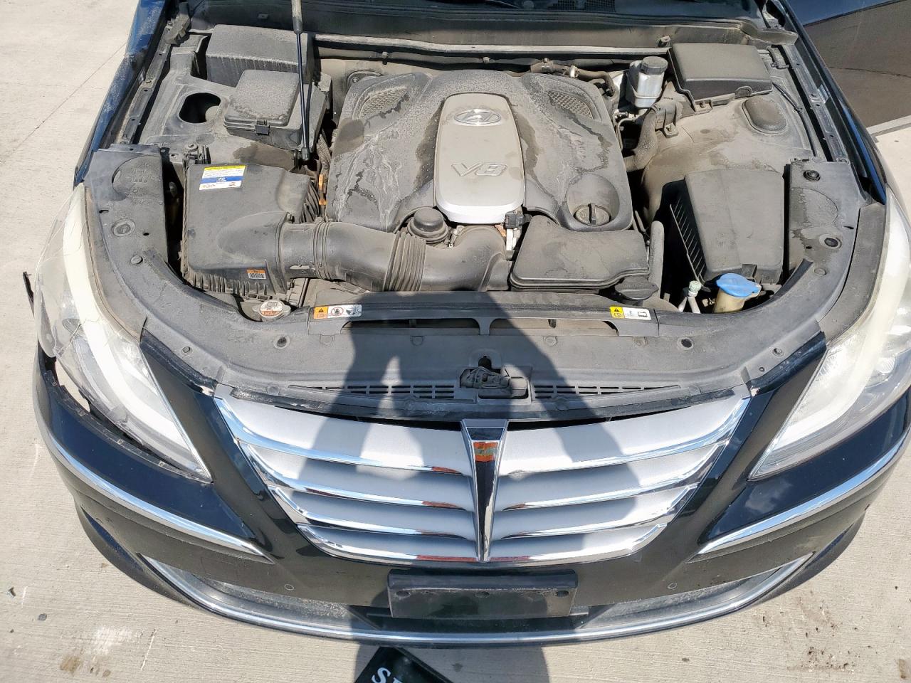 2012 Hyundai Genesis 4.6L VIN: KMHGC4DF9CU182141 Lot: 84039475