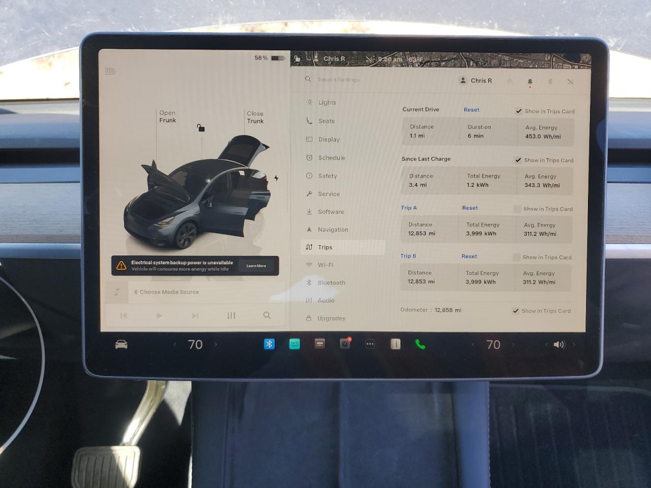 2025 Tesla Model Y VIN: 7SAYGDEE9SA357725 Lot: 84190065