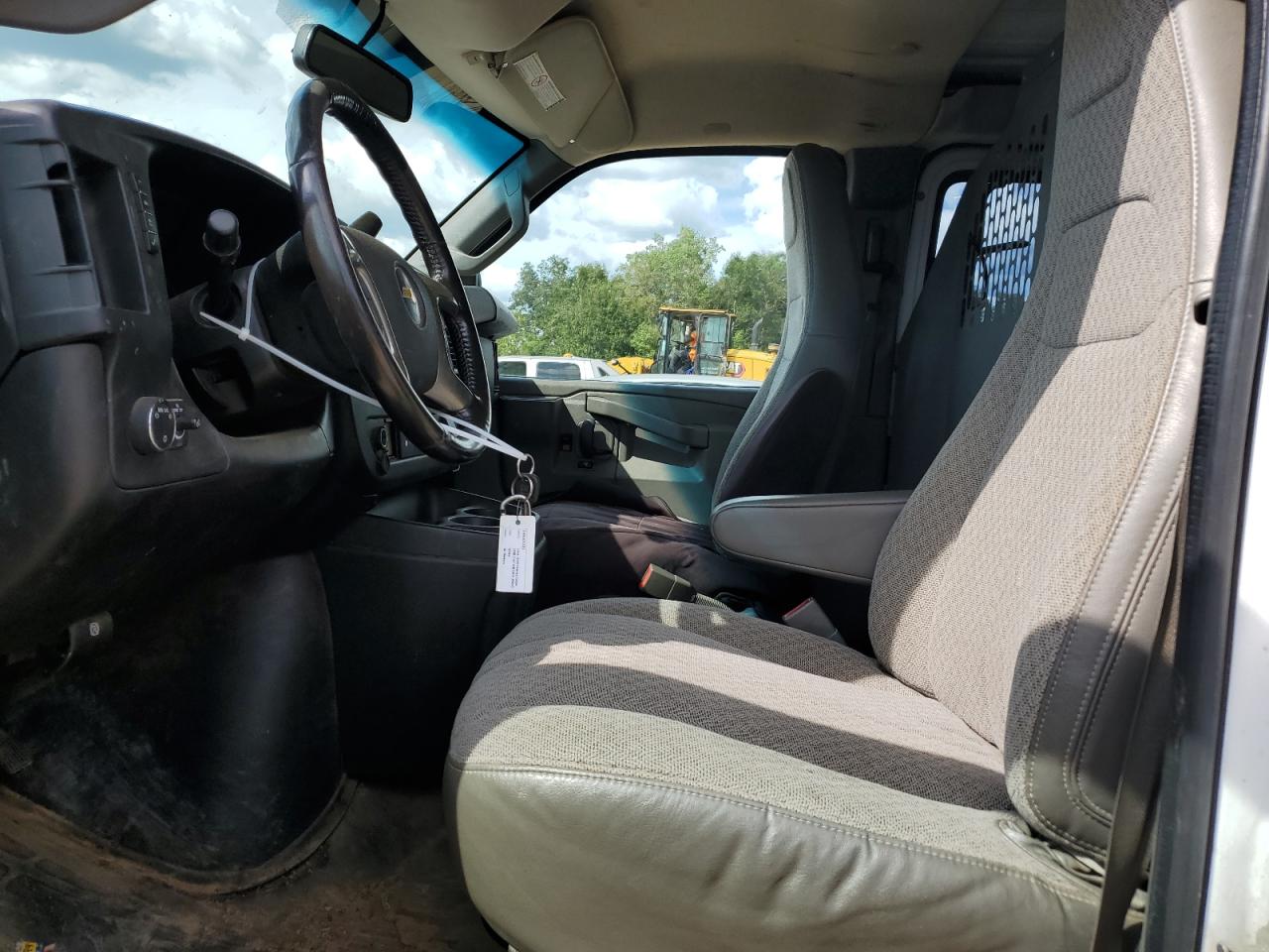 2016 Chevrolet Express G2500 VIN: 1GCWGAFF8G1294419 Lot: 84244905