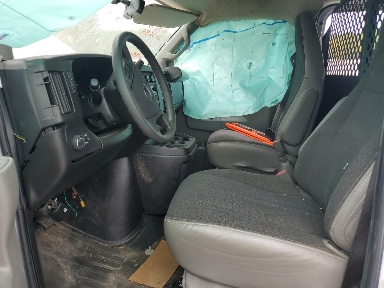 2022 GMC Savana G2500 VIN: 1GTW7AF73N1243688 Lot: 81266925