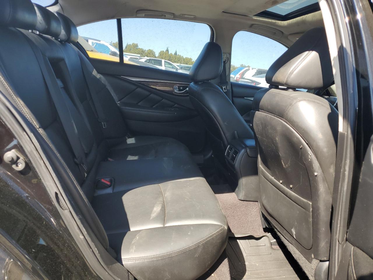 2018 Infiniti Q50 Luxe VIN: JN1EV7AR1JM436821 Lot: 71724215