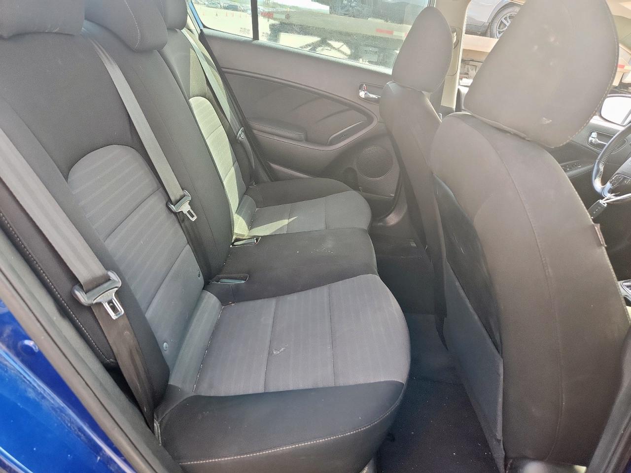 2018 Kia Forte Lx VIN: 3KPFL4A72JE263412 Lot: 84888235