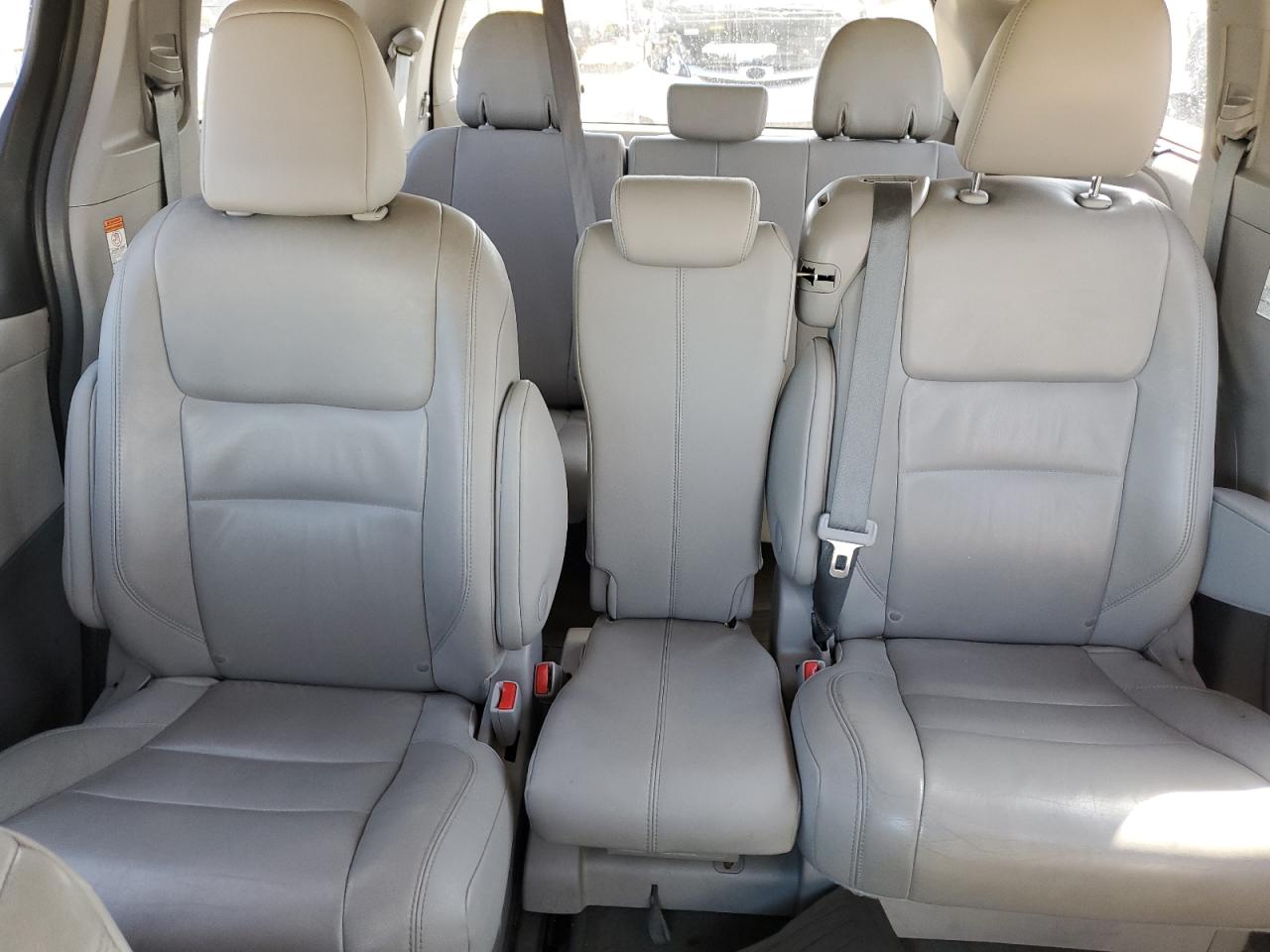 2015 Toyota Sienna Xle VIN: 5TDYK3DC6FS534791 Lot: 84202225