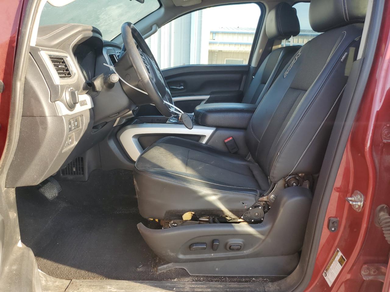 2017 Nissan Titan Sv VIN: 1N6AA1E50HN513367 Lot: 84298155