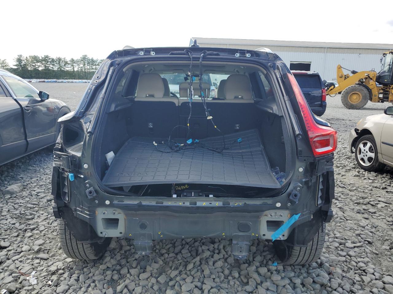 2024 Volvo Xc40 Ultimate VIN: YV4L12UF3R2224141 Lot: 71275915