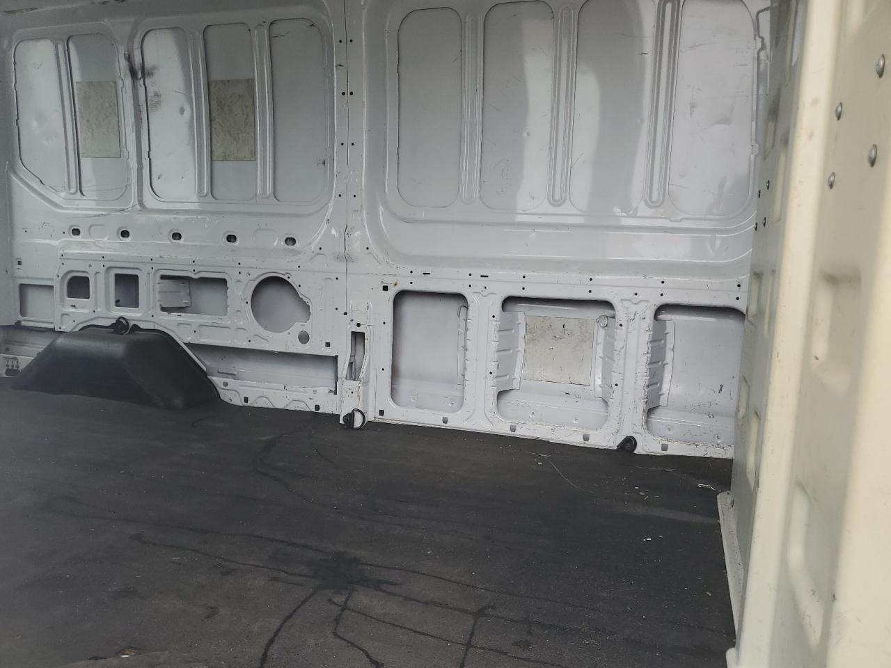 2015 Ford Transit T-250 VIN: 1FTNR2XM3FKA42756 Lot: 84300175