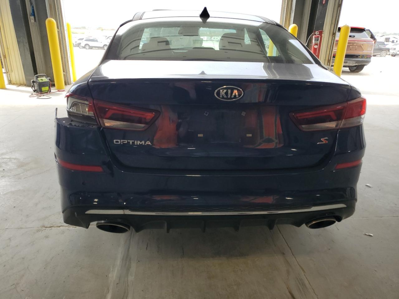 2019 Kia Optima Lx VIN: 5XXGT4L30KG359319 Lot: 81222235