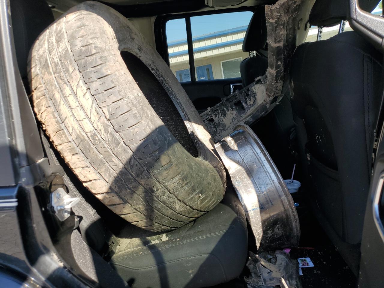 2018 Jeep Wrangler Unlimited Sahara VIN: 1C4HJXEN0JW278067 Lot: 84448165