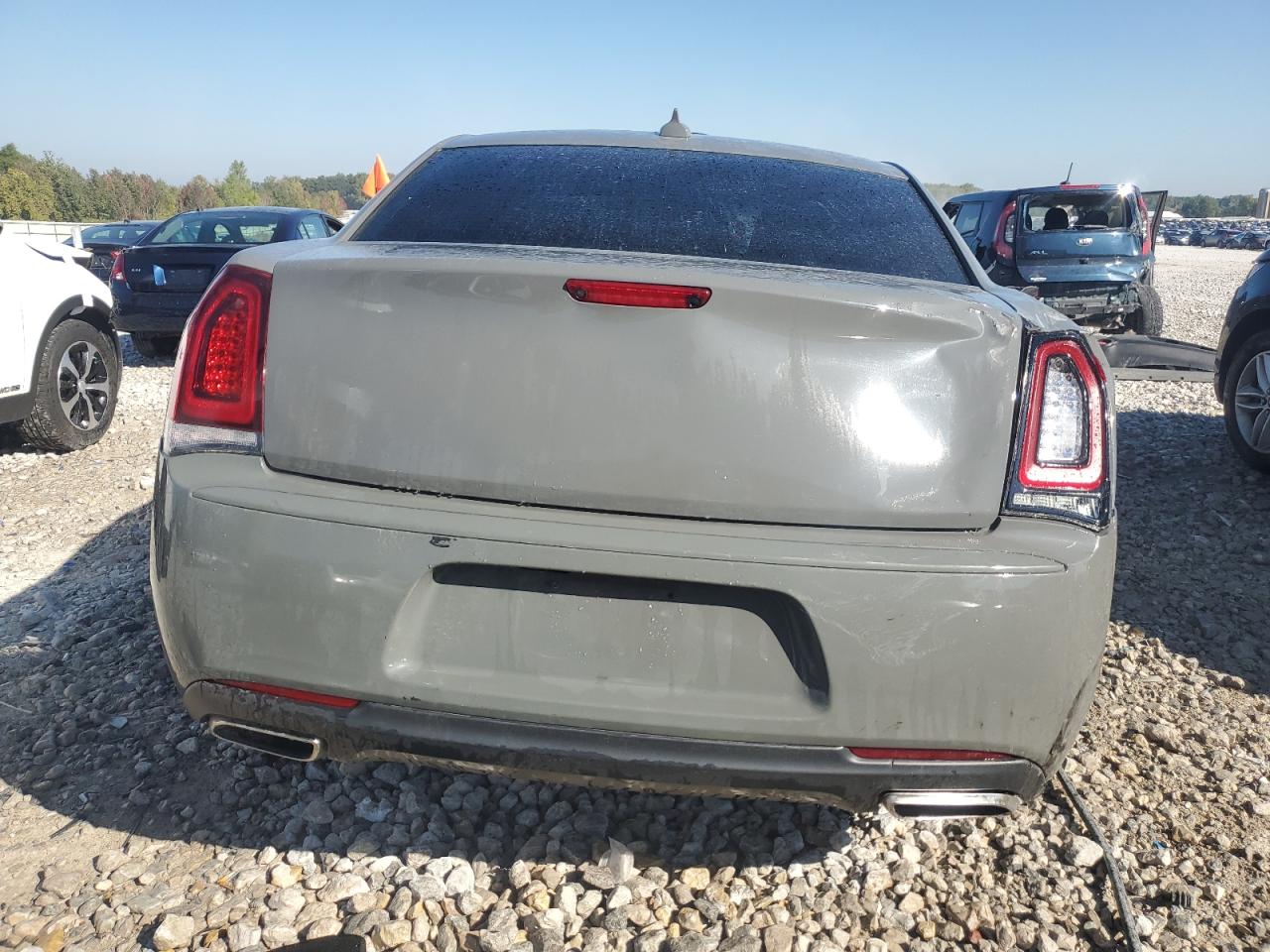 2019 Chrysler 300 S VIN: 2C3CCABG0KH618071 Lot: 80635715