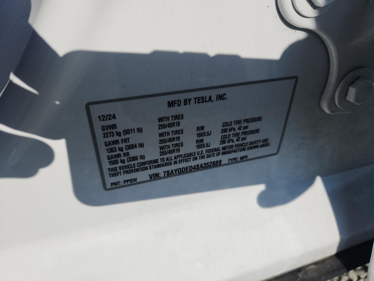 2025 Tesla Model Y VIN: 7SAYGDED4SA352889 Lot: 80346865