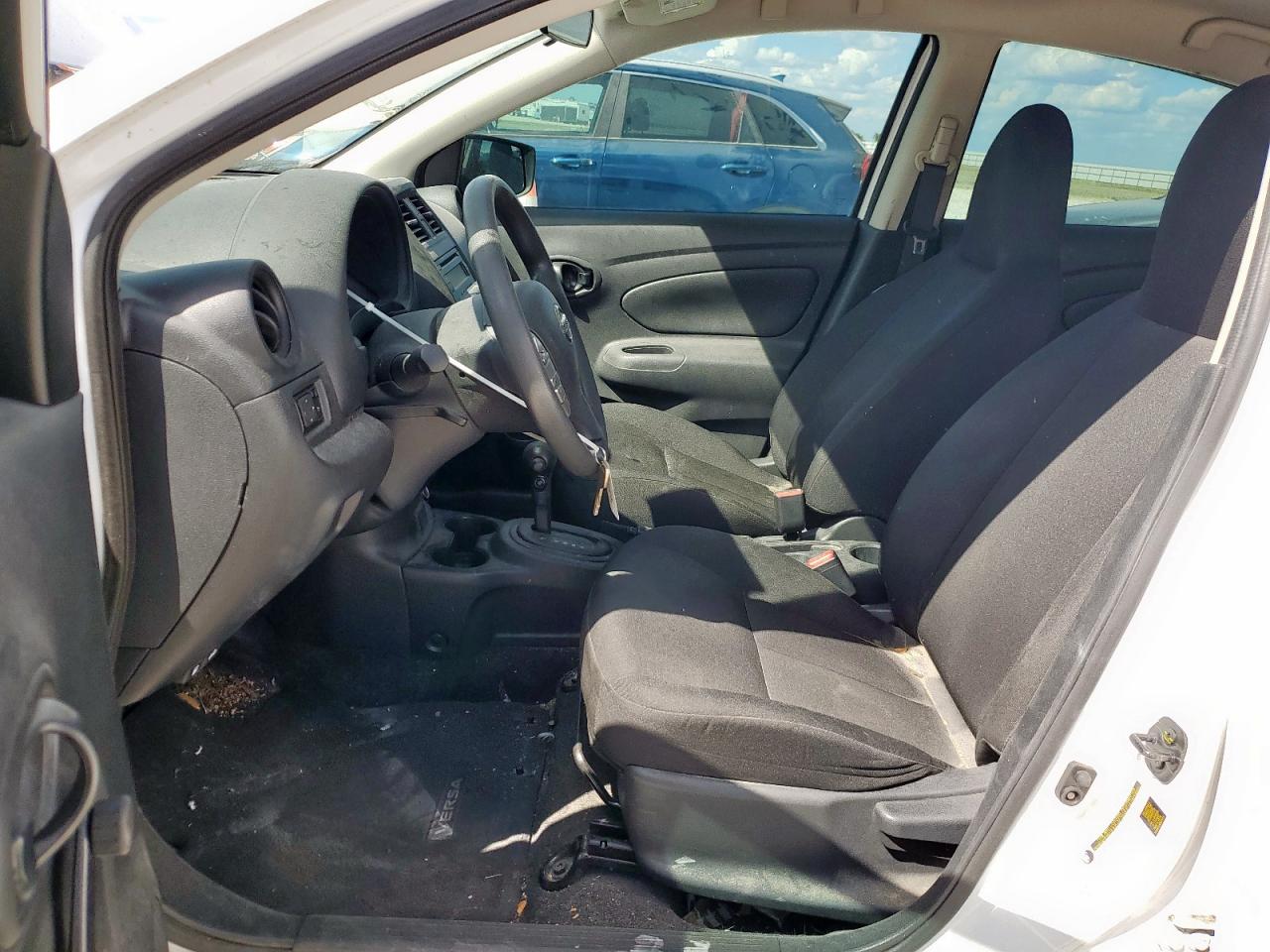 2017 Nissan Versa S VIN: 3N1CN7AP5HL862277 Lot: 84230705