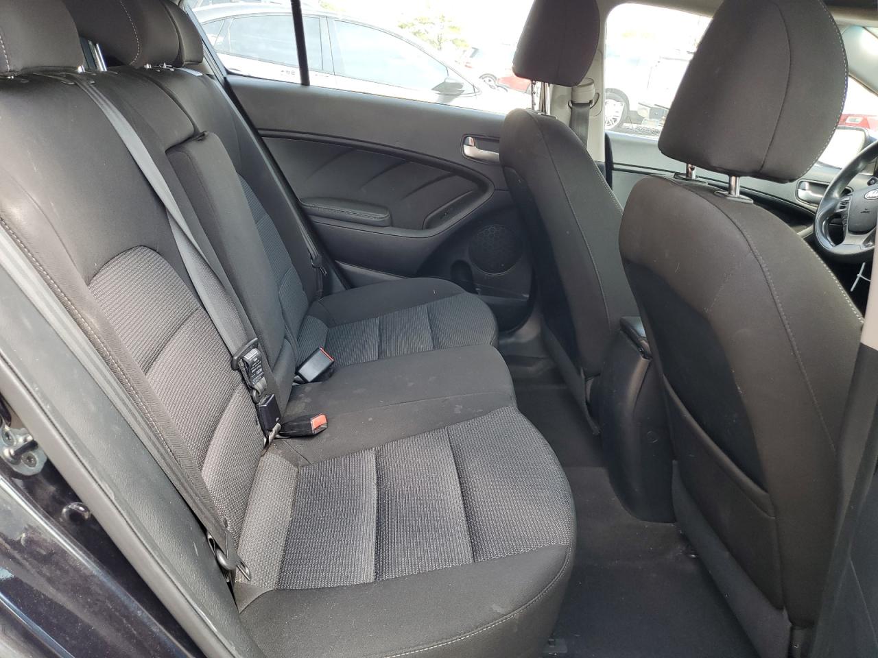 2017 Kia Forte Lx VIN: KNAFK5A80H5713675 Lot: 80965465