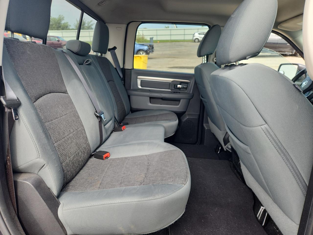 2016 Ram 1500 Slt VIN: 1C6RR7LT2GS111604 Lot: 71919165