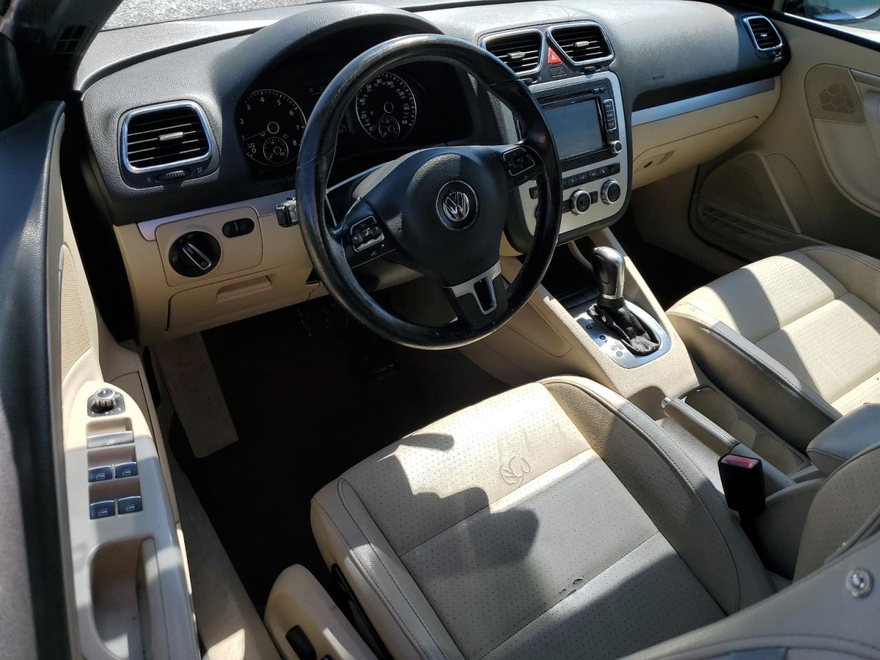 2013 Volkswagen Eos Komfort VIN: WVWBW8AH2DV007826 Lot: 80798235