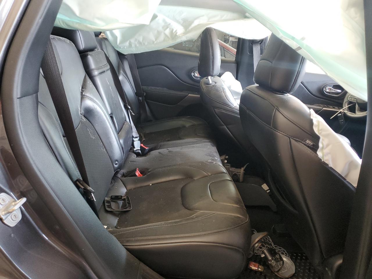 2019 Jeep Cherokee Latitude Plus VIN: 1C4PJMLB7KD311839 Lot: 81013755