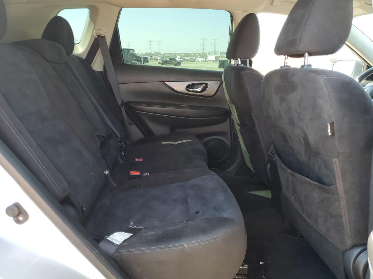 2015 Nissan Rogue S VIN: KNMAT2MV5FP534379 Lot: 81040125