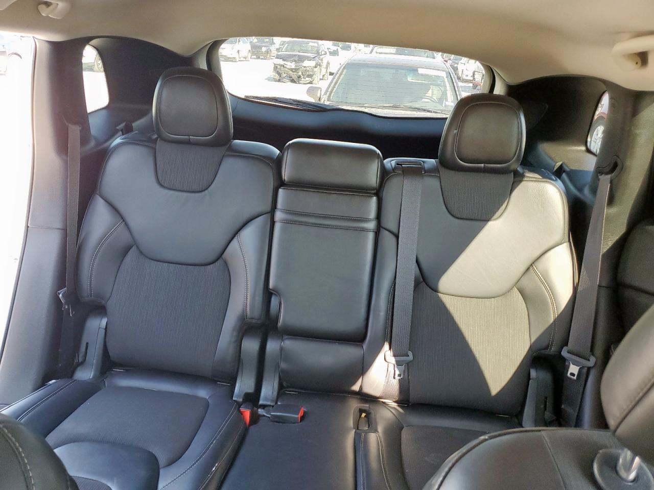 2018 Jeep Cherokee Latitude Plus VIN: 1C4PJLLB4JD596976 Lot: 82157275