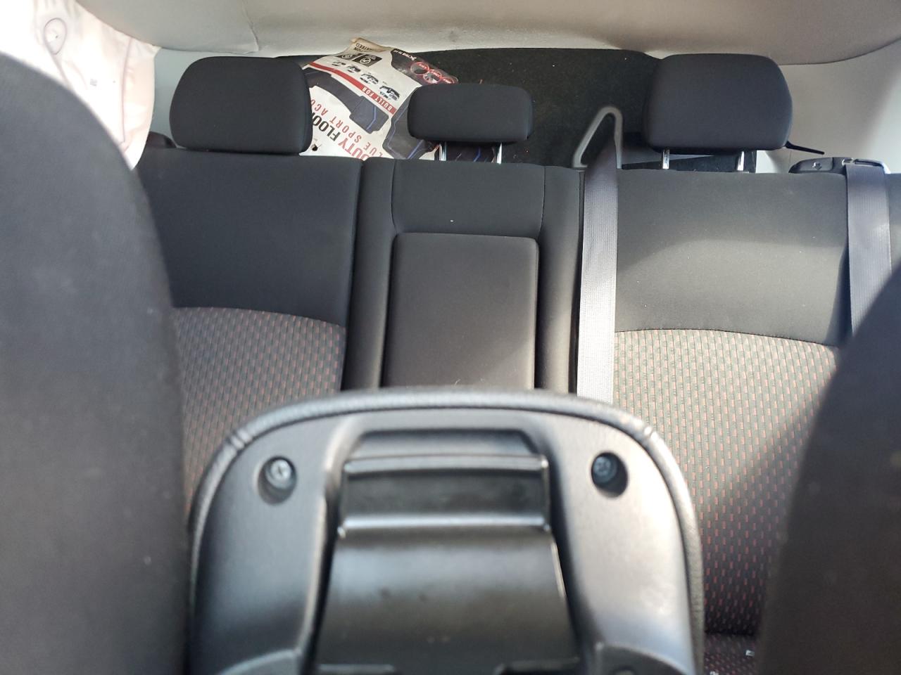 2018 Mitsubishi Outlander Sport Es VIN: JA4AR3AU1JU020940 Lot: 81755895