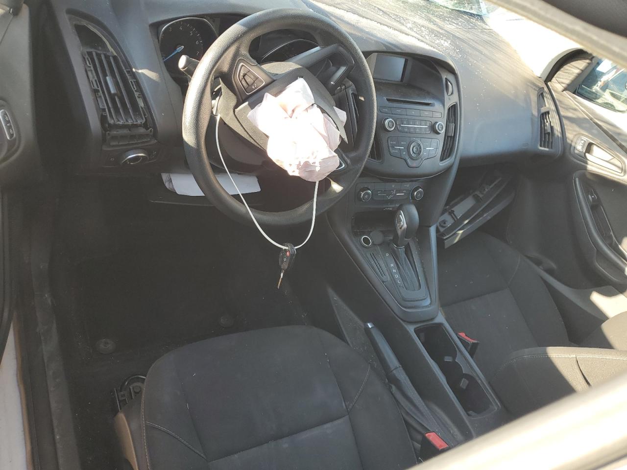 2017 Ford Focus S VIN: 1FADP3E20HL298820 Lot: 71274725