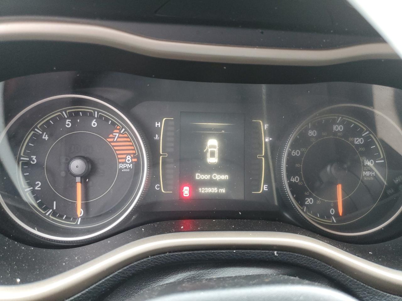 2016 Jeep Cherokee Latitude VIN: 1C4PJMCS8GW251744 Lot: 81671595