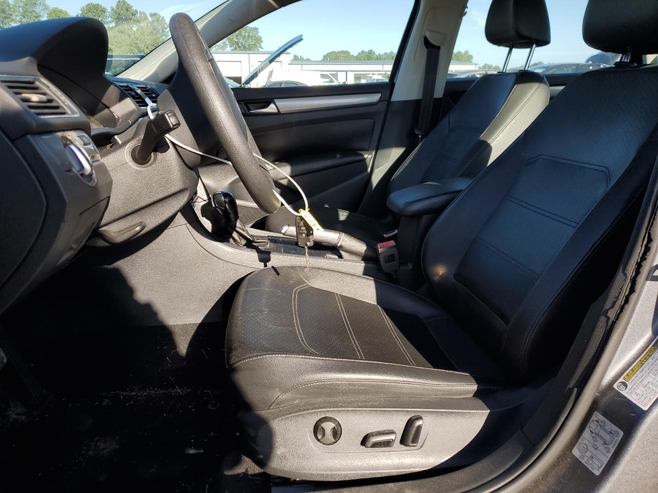 2013 Volkswagen Passat S VIN: 1VWAH7A33DC151625 Lot: 70725465