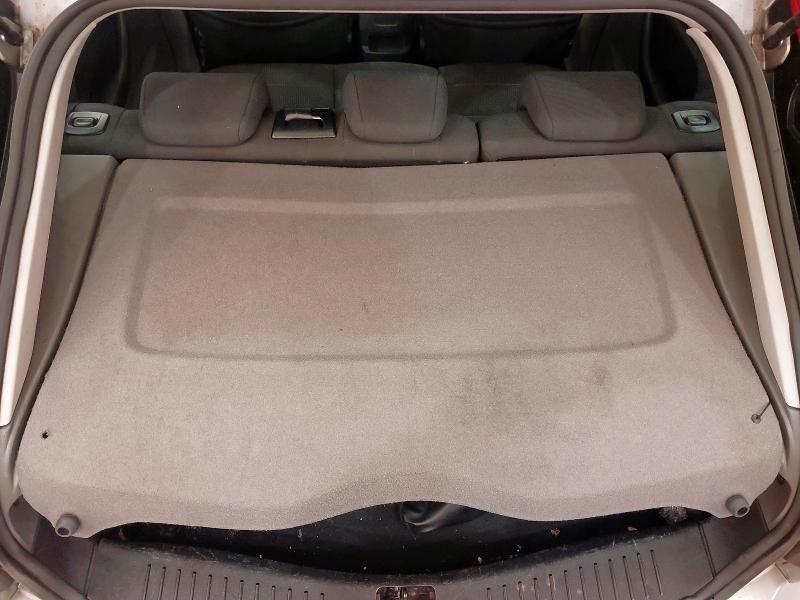 2010 FORD FOCUS TITANIUM 