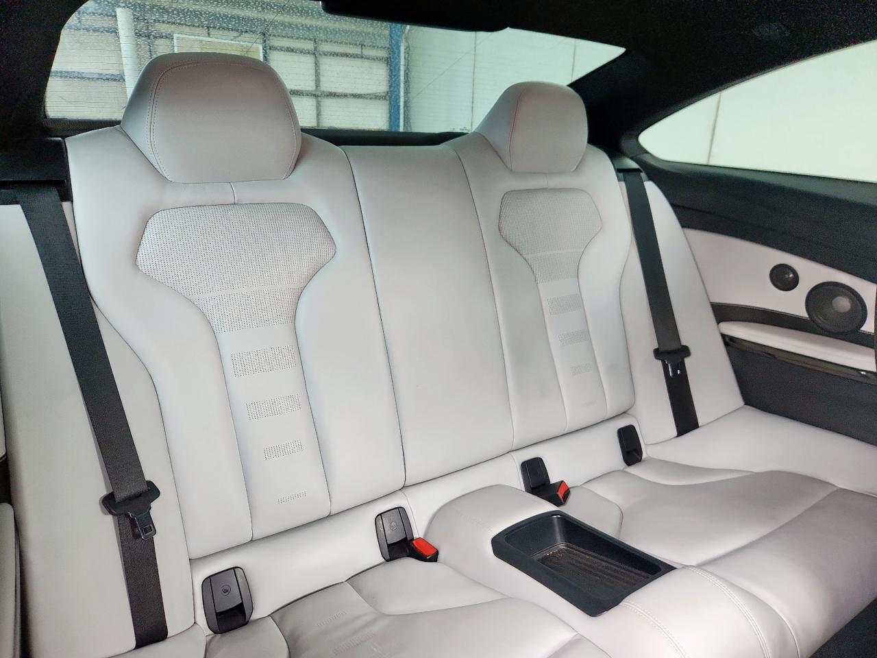 2016 BMW M4 VIN: WBS3R9C50GK335667 Lot: 72035995