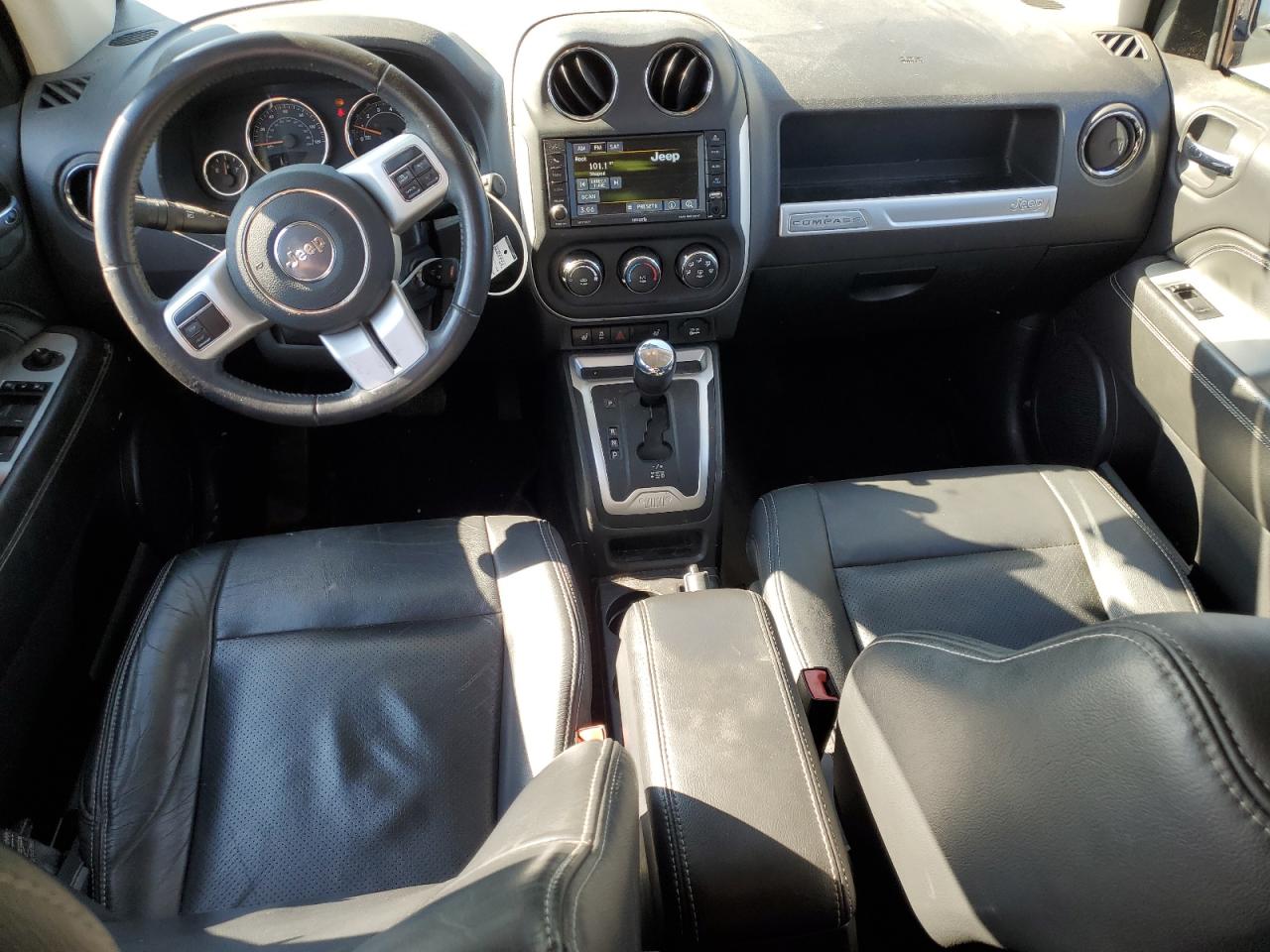 2017 Jeep Compass Latitude VIN: 1C4NJCEB0HD189400 Lot: 81096305