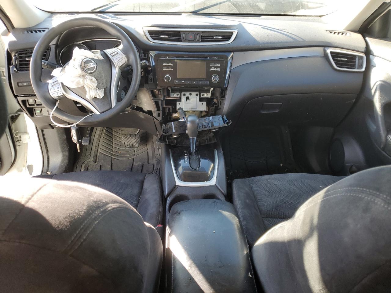 2015 Nissan Rogue S VIN: 5N1AT2MK8FC782084 Lot: 83991015