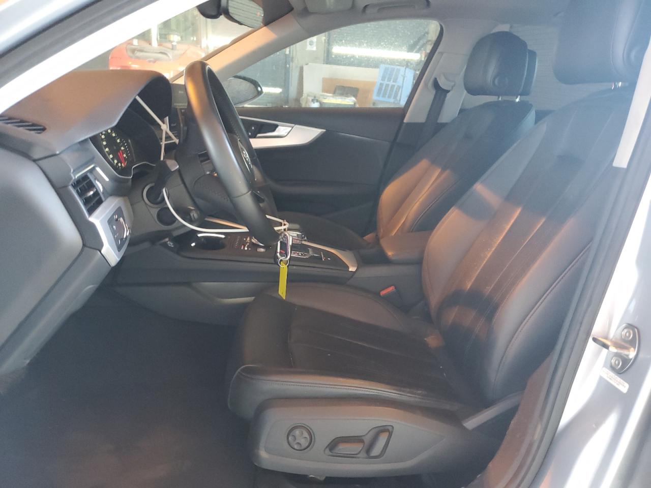 2017 Audi A4 Premium VIN: WAUANAF48HN002418 Lot: 80671015