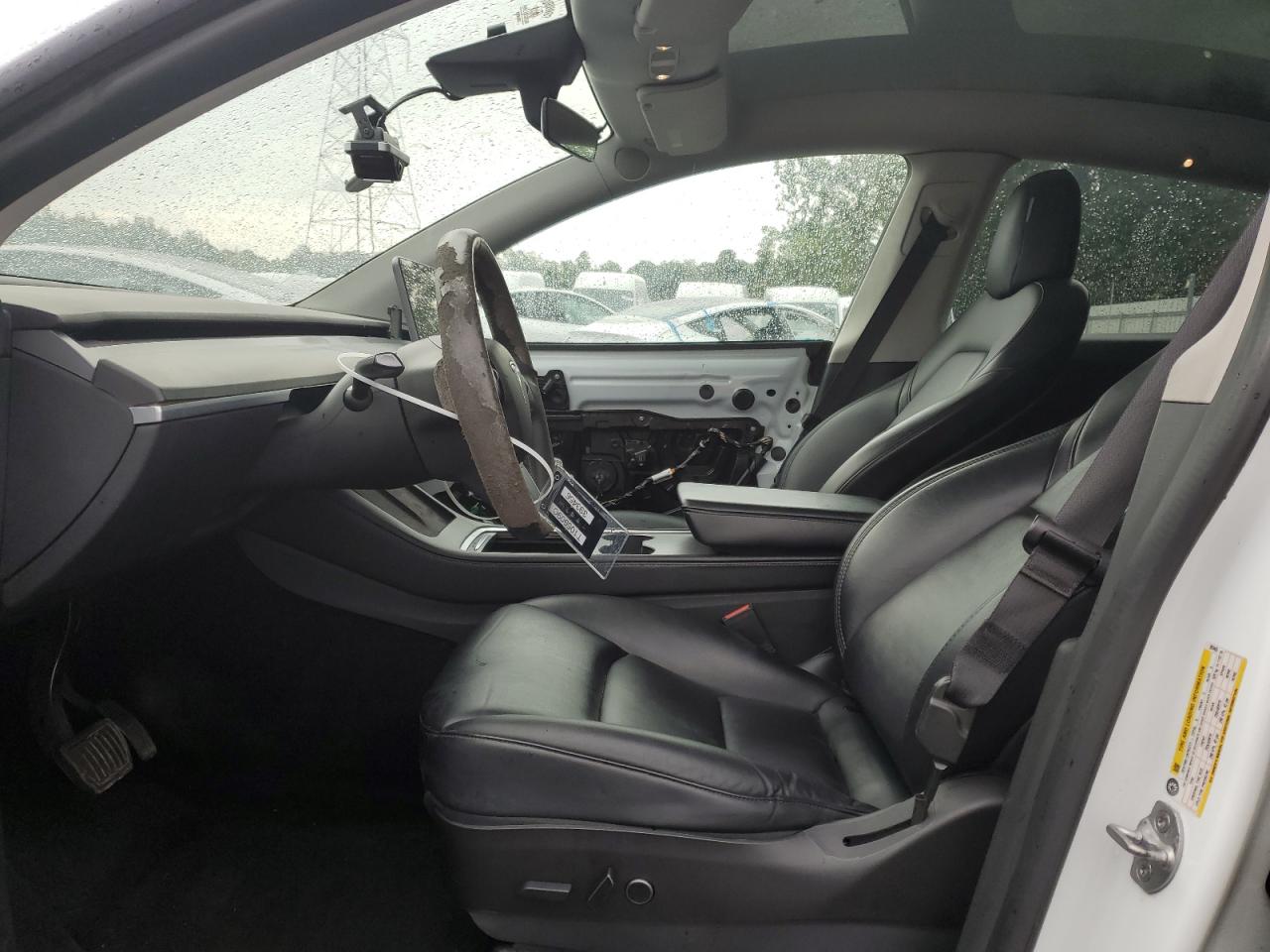 2022 Tesla Model Y VIN: 7SAYGDEE2NF393456 Lot: 80469405