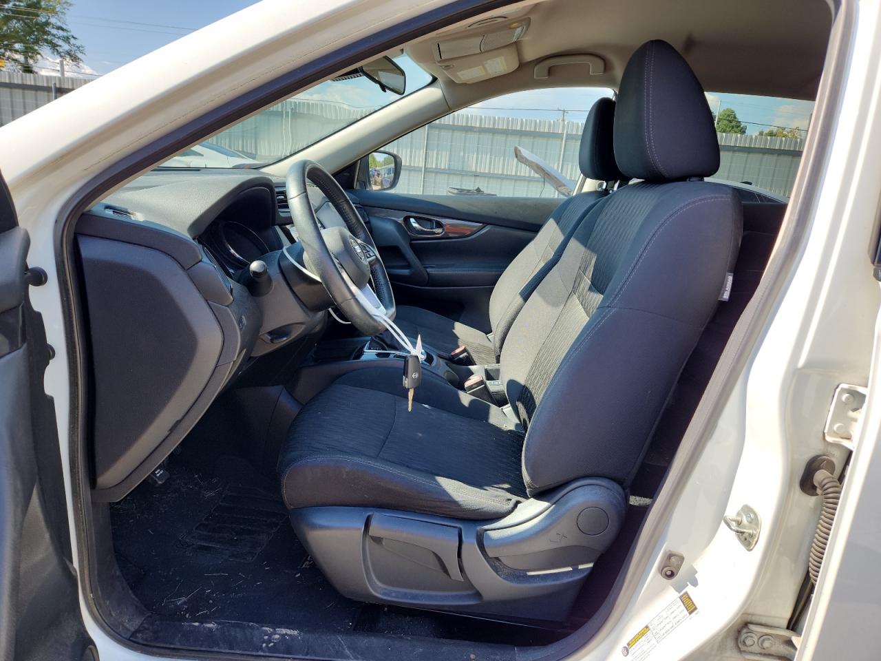 2019 Nissan Rogue S VIN: 5N1AT2MT1KC829605 Lot: 84448655