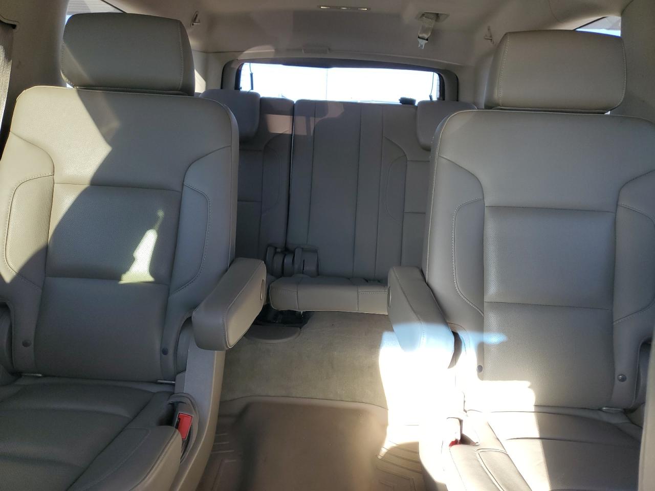 2015 Chevrolet Suburban K1500 Ltz VIN: 1GNSKKKC8FR243217 Lot: 81897395