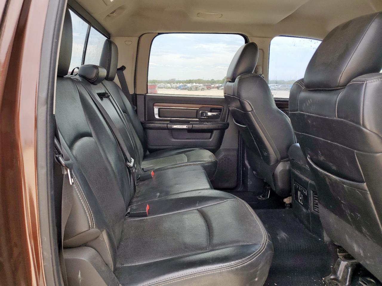 2013 Ram 1500 Laramie VIN: 1C6RR6NT4DS585301 Lot: 84642245