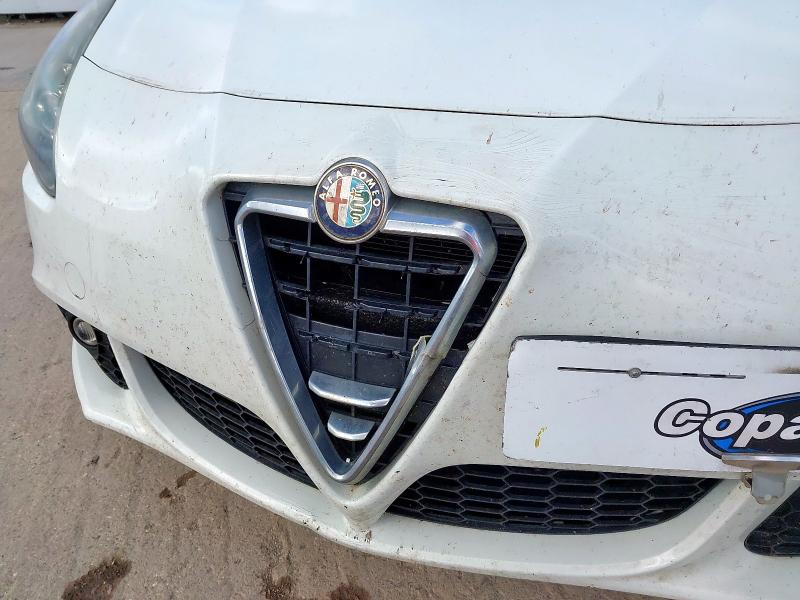 2012 ALFA ROMEO GIULIETTA VELOCE JTDM-2 