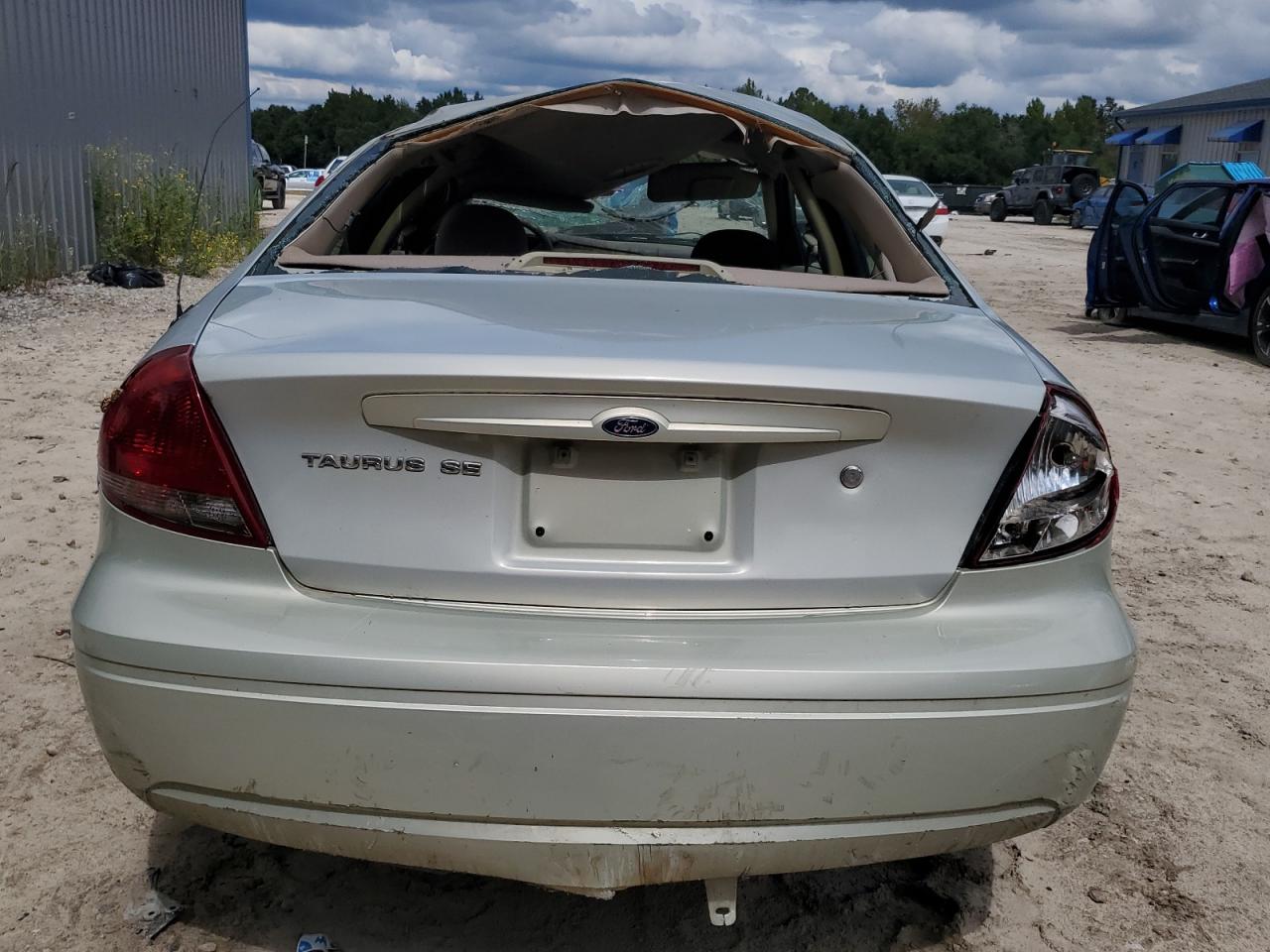 2006 Ford Taurus Se VIN: 1FAFP53U46A135539 Lot: 80644125