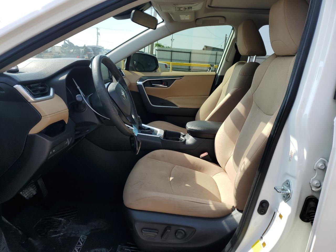 2020 Toyota Rav4 Xle VIN: JTMW1RFV3LD521807 Lot: 71913595