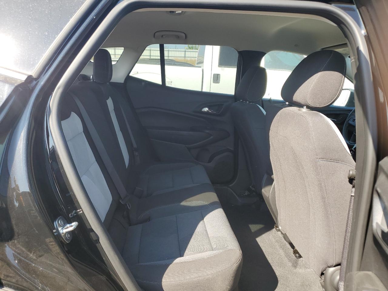 2024 Chevrolet Trax Ls VIN: KL77LFE25RC033359 Lot: 80455395