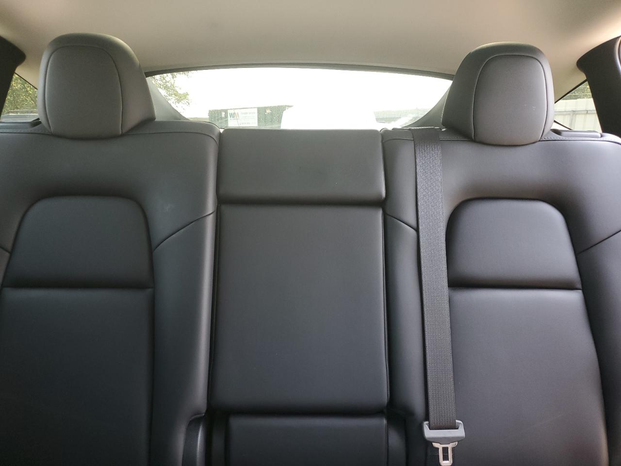 2024 Tesla Model Y VIN: 7SAYGAEE4RF119311 Lot: 71264025