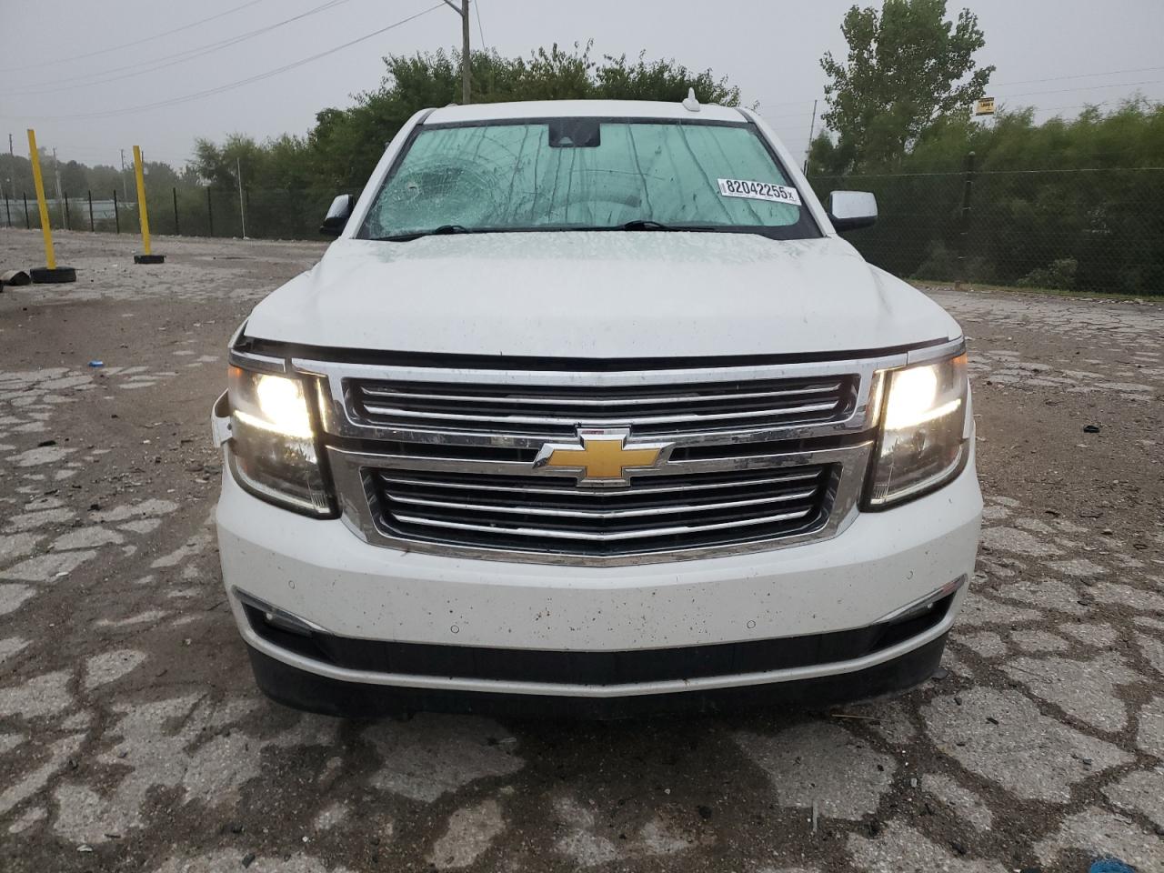2017 Chevrolet Suburban K1500 Premier VIN: 1GNSKJKC5HR288452 Lot: 82042255