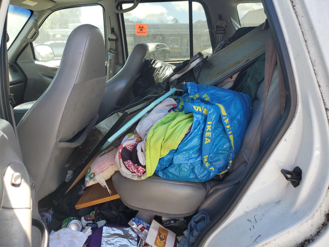 2000 Ford Expedition Xlt VIN: 1FMPU16L4YLA68673 Lot: 71559965