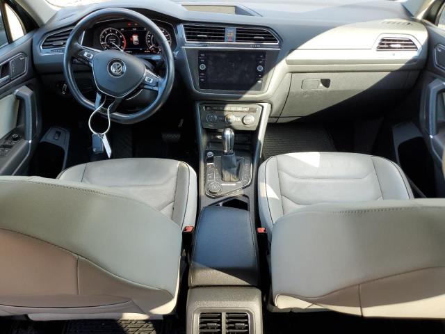  VOLKSWAGEN TIGUAN 2018 Серый