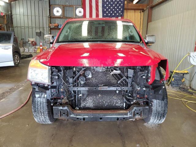 Pickups NISSAN TITAN 2012 Red