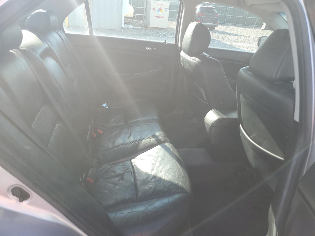 2004 Honda Accord Ex VIN: 1HGCM56874A105289 Lot: 81850415