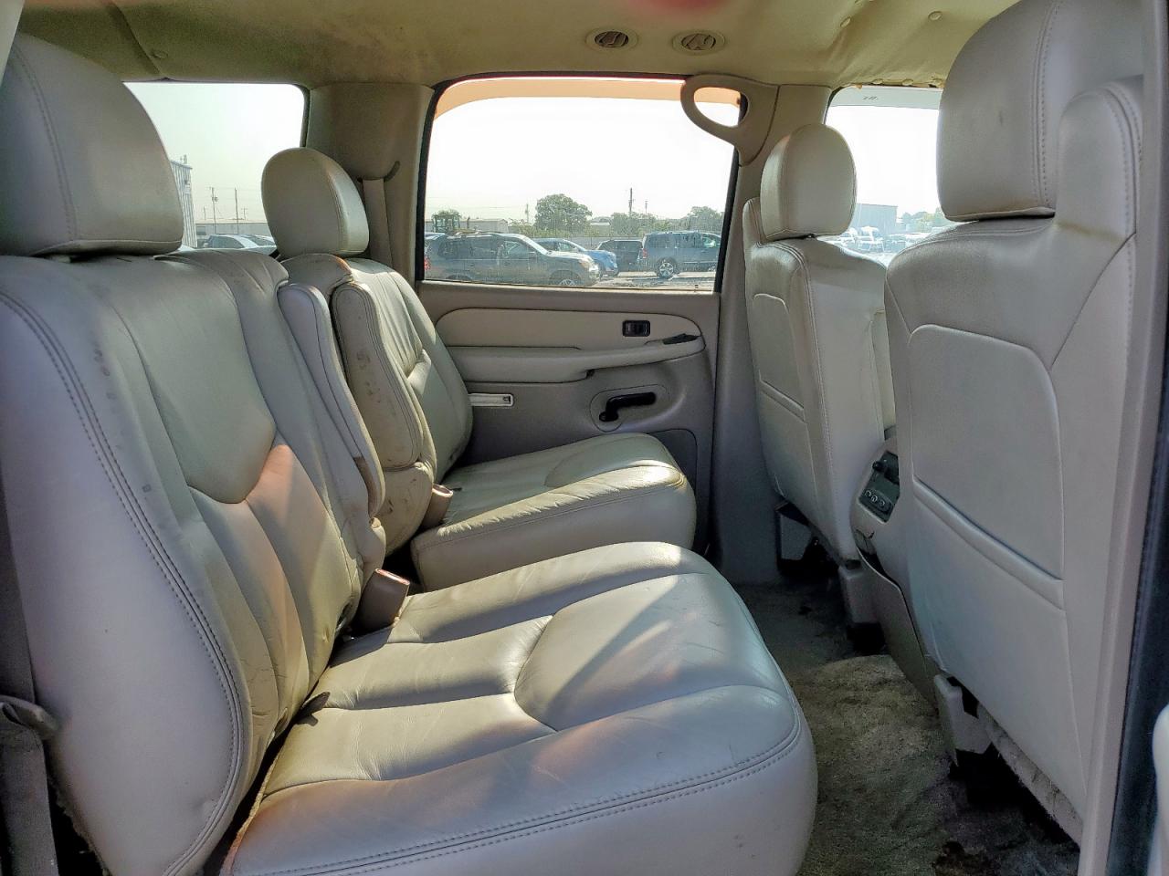 2003 Chevrolet Suburban K1500 VIN: 3GNFK16Z93G228859 Lot: 71418375