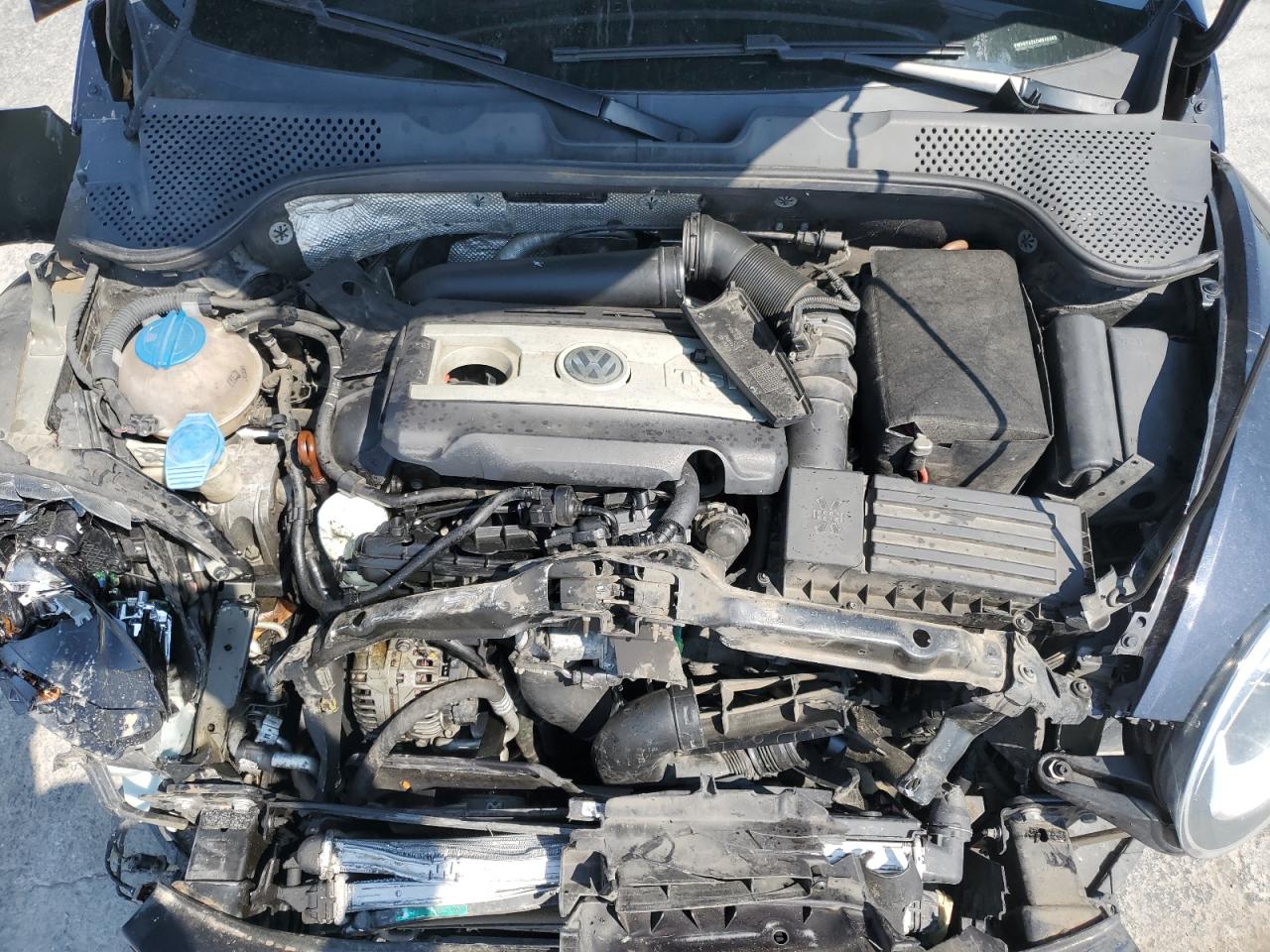 2012 Volkswagen Beetle Turbo VIN: 3VWV67AT6CM645093 Lot: 80208525